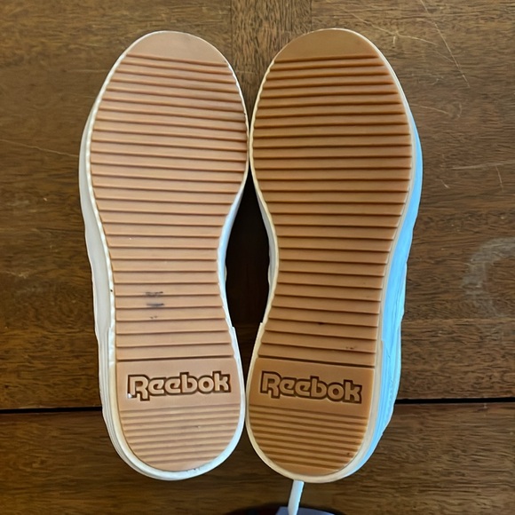 Reebok Tennis Shoes - Picture 7 of 9